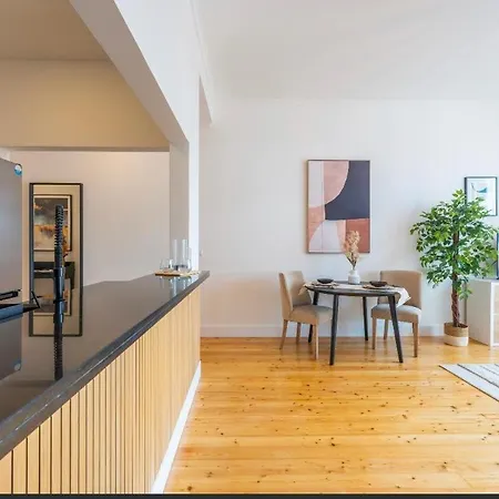 Modern * Funchal (Madeira)